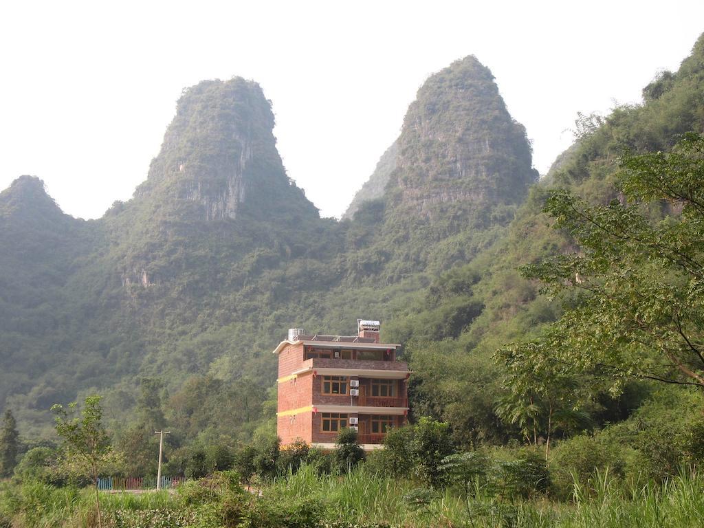 Отель Yangshuo Peaceful Valley Retreat Экстерьер фото