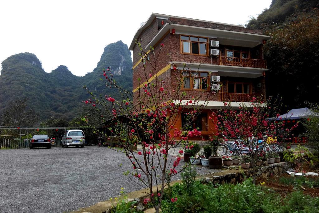 Отель Yangshuo Peaceful Valley Retreat Экстерьер фото