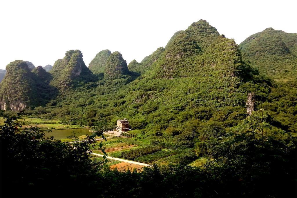 Отель Yangshuo Peaceful Valley Retreat Экстерьер фото